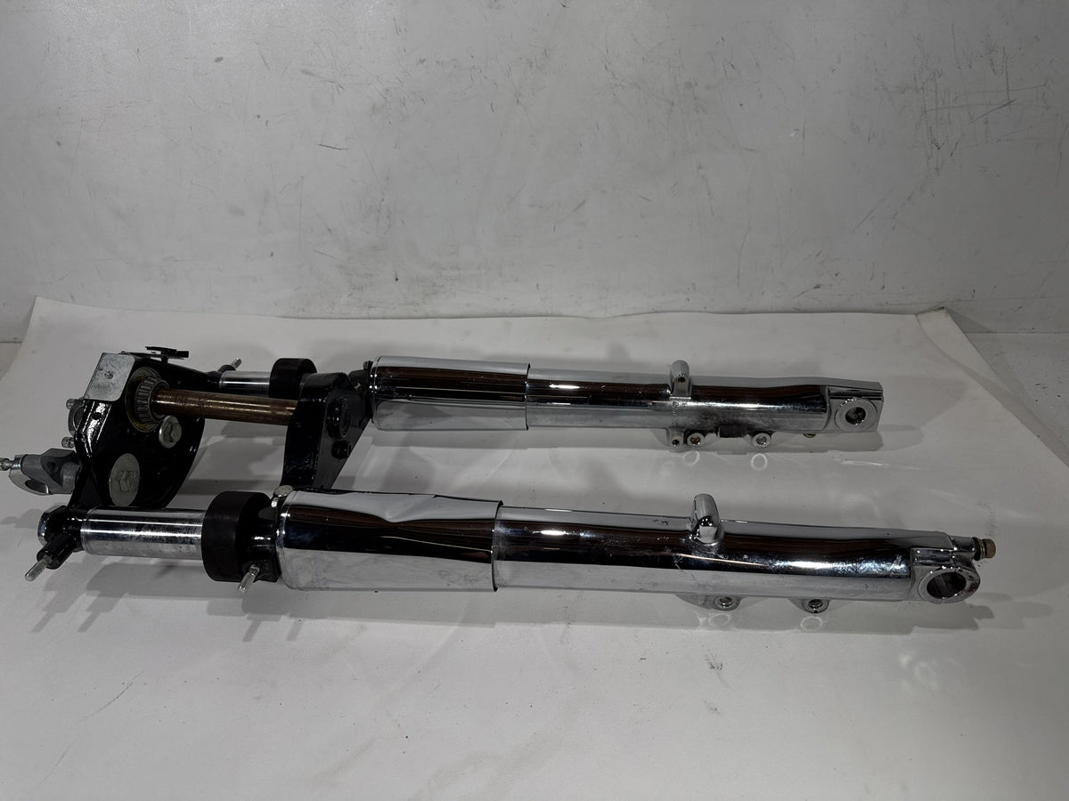 04 Harley Road King Touring OEM Front Triple Tree Set & LH RH Fork Legs Sliders