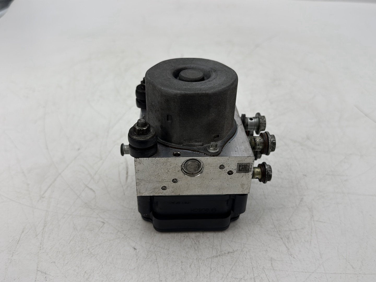 2014 Harley Street Glide Touring FLHXS OEM ABS Brake Pump & Control Module