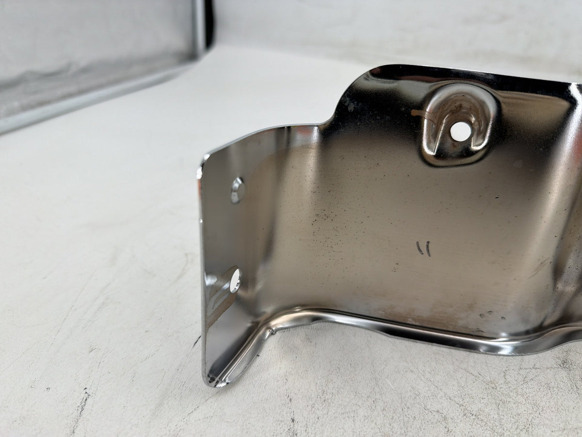 07 Harley Electra Glide CVO Eagle OEM Front Lower Fairing Outer Skirt 58208-96A