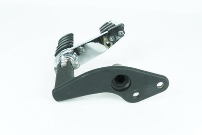 1999 - 2006 Harley-Davidson Dyna Wide Glide Right Driver Foot Controls Peg Rest 42481-92