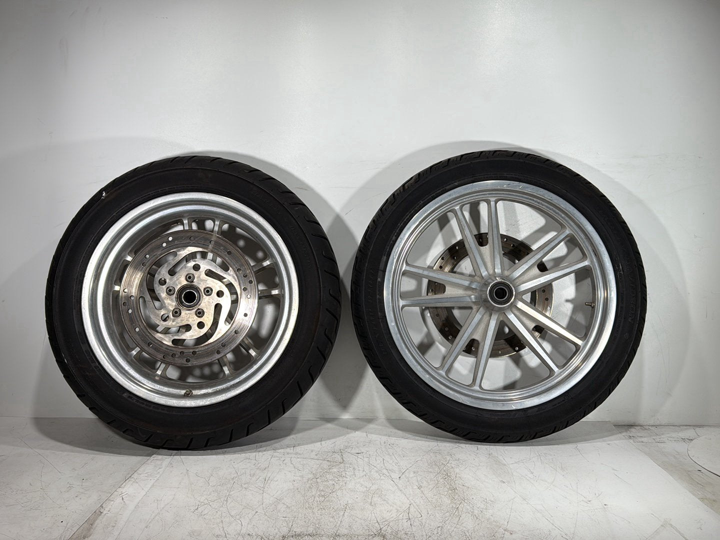 2006 Harley Dyna Super Glide Custom FXDCI OEM Front & Rear Wheel Rim Tire