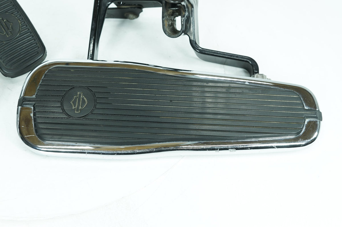 2006 Harley Softail FLSTNI Deluxe OEM Left Right Driver Floorboard Foot Rest