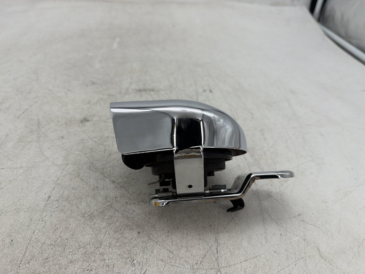 2004 Harley Electra Glide Touring Ultra OEM Horn Signal Klaxon Chrome Cover