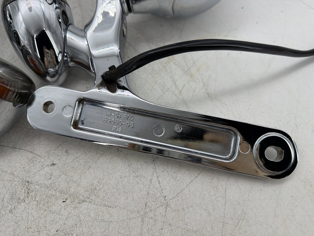 09 Harley Electra Glide Touring Screamin Front Left Right Turn Signal Indicators