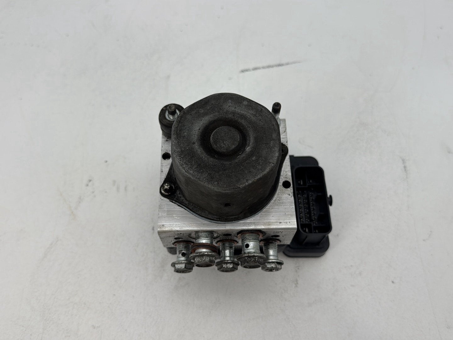 2014 Harley Electra Glide Touring CVO Screamin Eagle OEM ABS Brake Pump & Control Module