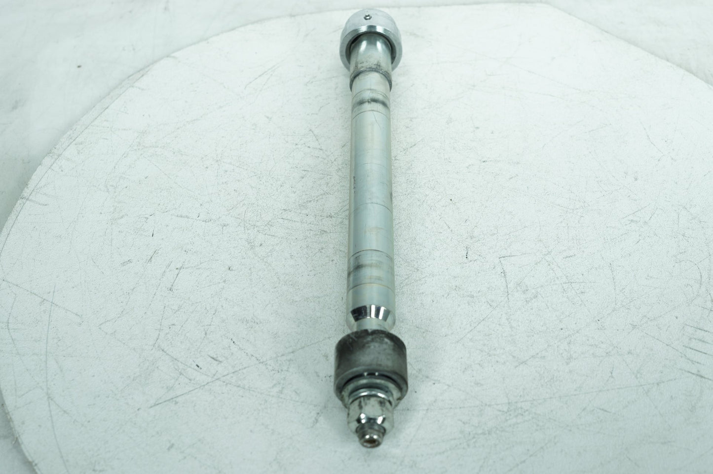1999 - 2006 Harley-Davidson Touring Electra Ultra Classic Front Wheel Axle Bolt Shaft 43364-00