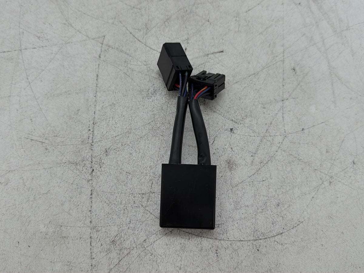 2005 Harley Road King Touring Police OEM Tail Turn Signal Light Converter Module