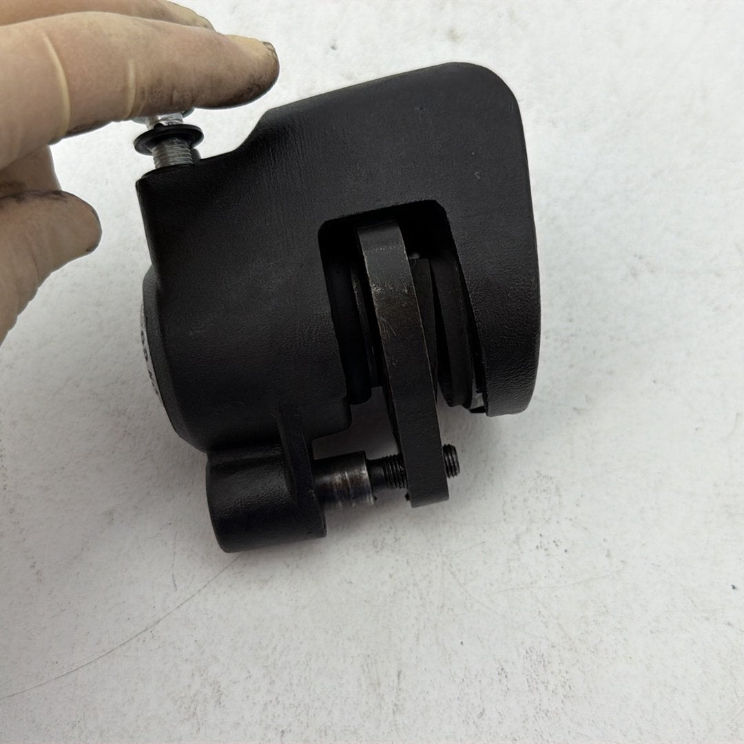 1984 - 1998 Harley-Davidson Touring Electra Glide Classic Front Left 1 Brake Caliper 44046-84C