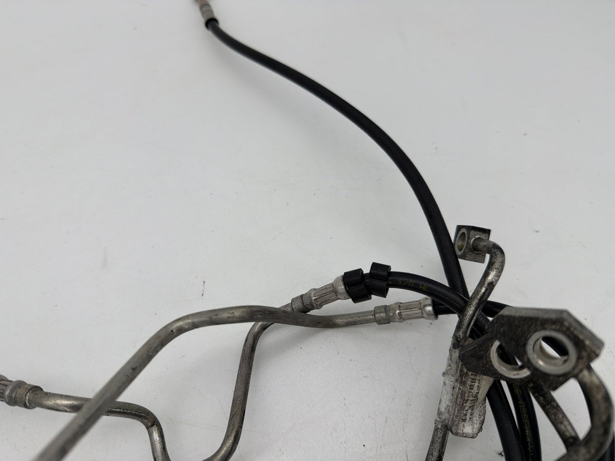 2014 Harley Electra Glide Touring Ultra OEM Front Brake Hose Line Pipe ABS