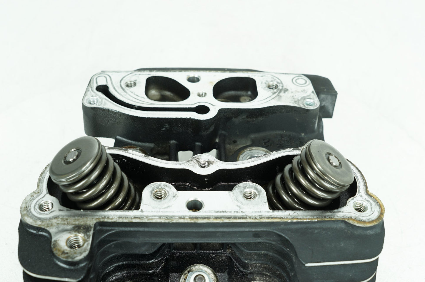 1999 - 2006 Harley-Davidson Softail Heritage Classic Rear Twin Cam Engine Cylinder Head 16725-99
