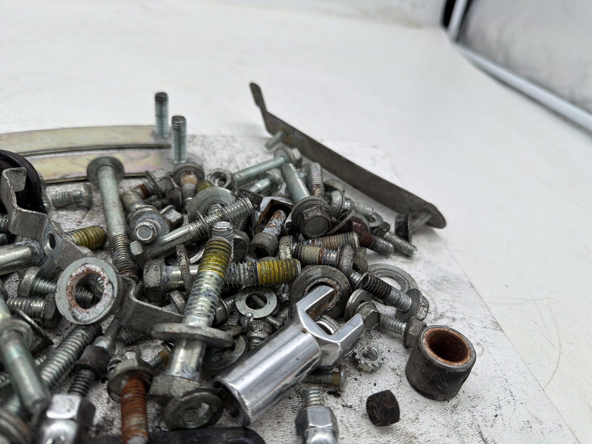 2006 Harley Softail Deuce FXSTDI OEM Hardware Bolts Nuts & Brackets