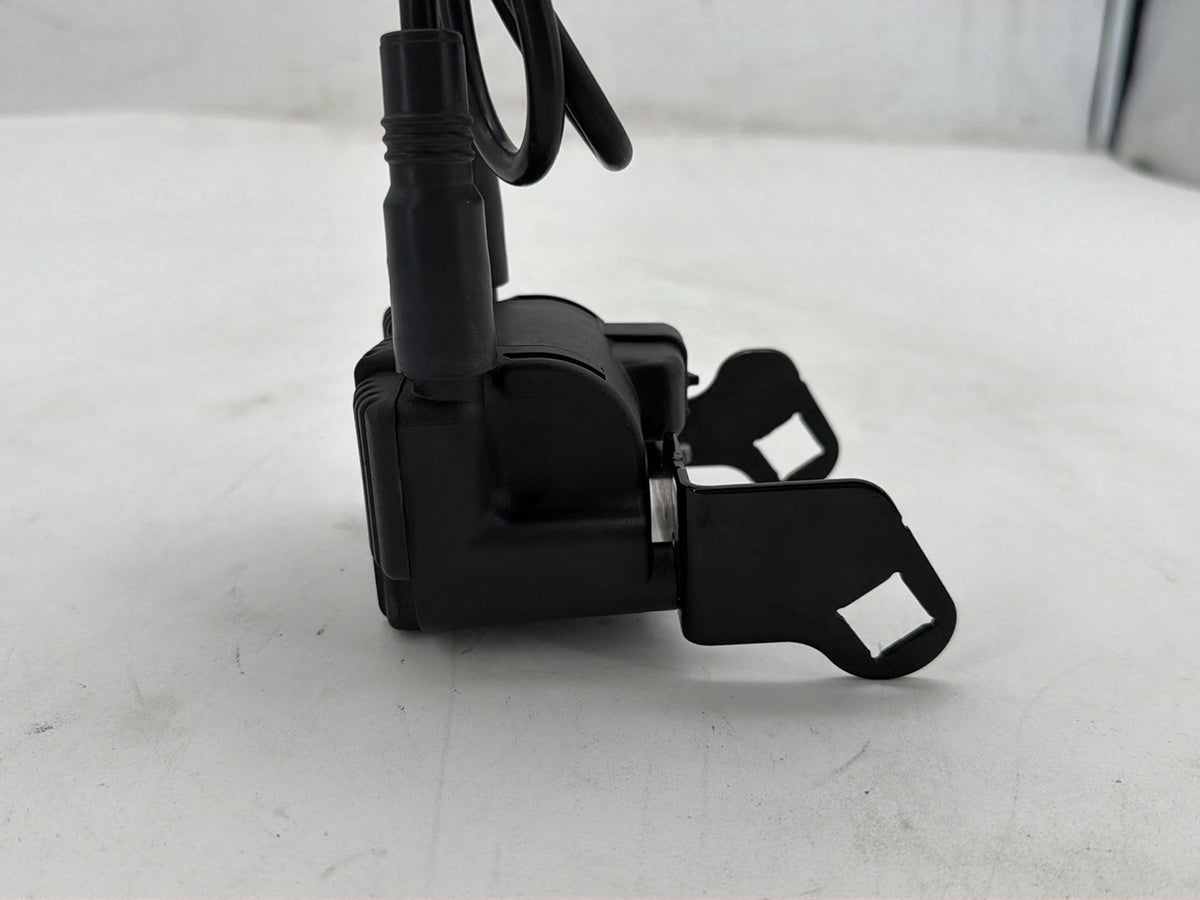 2007 Harley Street Glide Touring FLHX OEM Ignition Coil Spark Plugs Cable