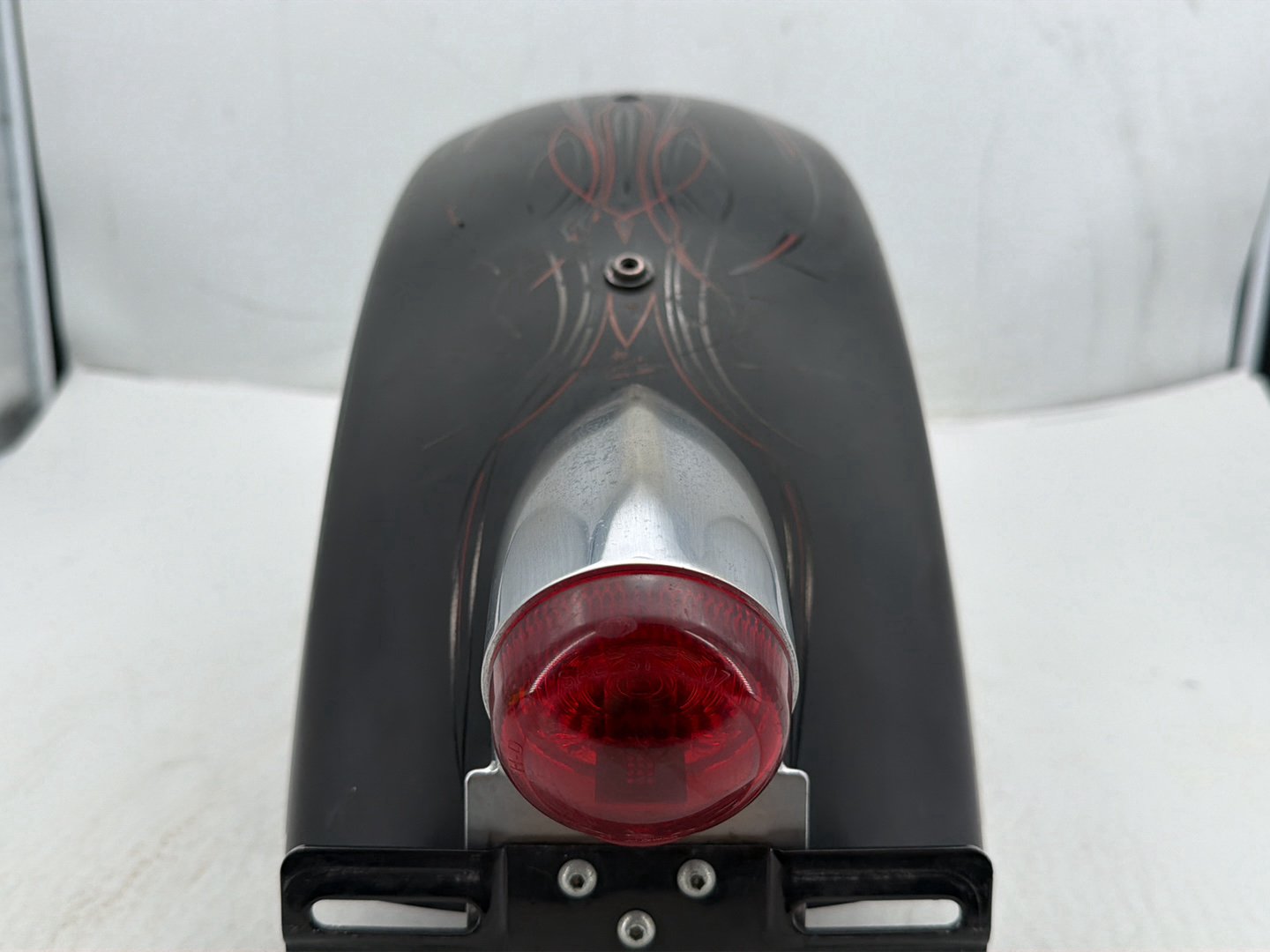 2009 Harley Dyna Street Bob FXDB OEM Rear Wheel Fender Taillight Brake Lamp