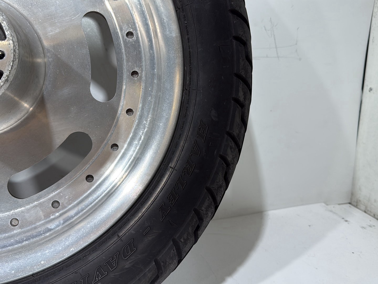 2010 Harley Dyna Fat Bob FXDF OEM Front & Rear Wheel Rim Tire 16"