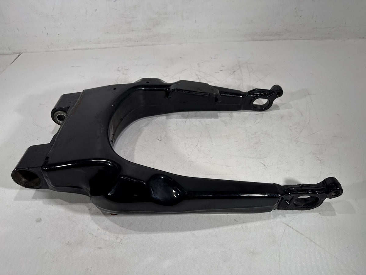 2014 Harley Electra Glide Touring Ultra OEM Rear Fork Swingarm Swing Arm