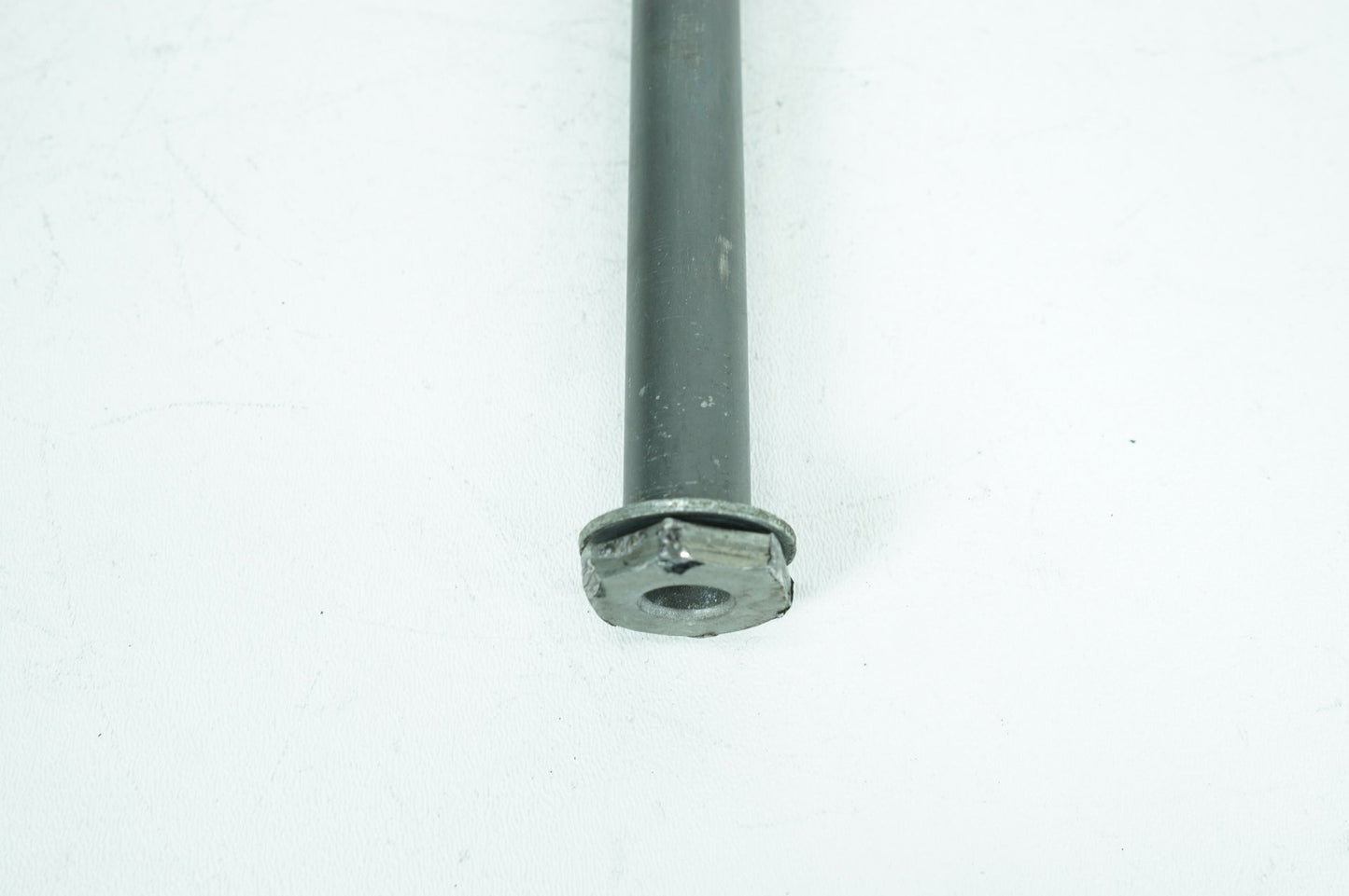 2000 - 2006 Harley-Davidson Dyna Street Bob Rear Fork Swingarm Pivot Bolt Shaft 47641-06
