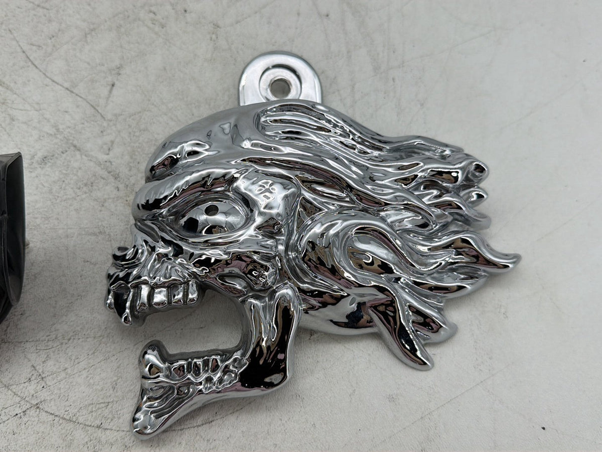 2005 Harley Road King Touring Police Horn Signal Klaxon w/ Chrome Cover SKULL