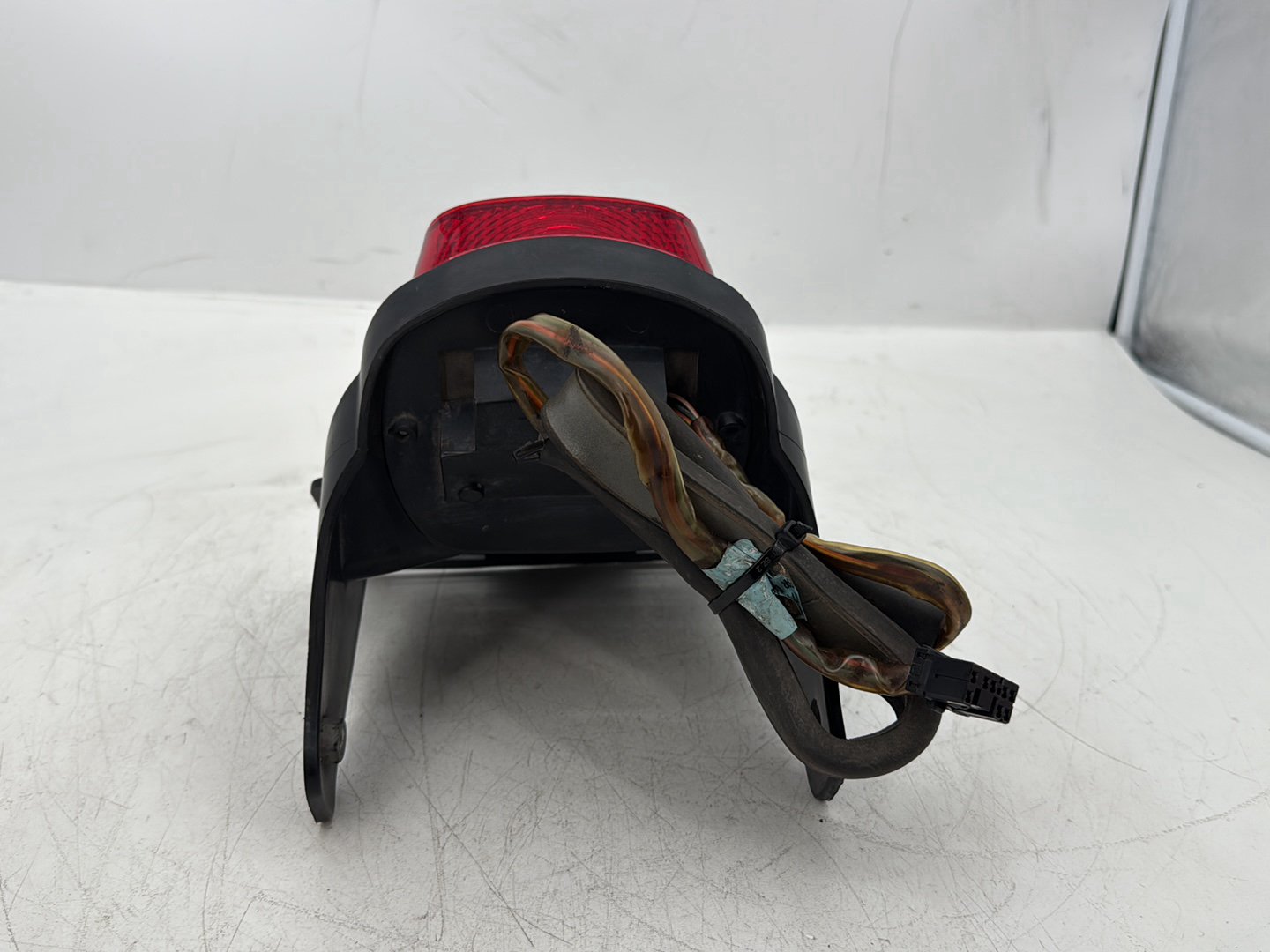 2005 Harley Dyna FXDWG Wide Glide OEM Rear Brake Taillight Tail Lamp