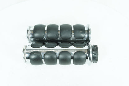 1999 - 2006 Harley-Davidson Softail Fat Boy Front Left Right Handgrip Hand Grips ISO Grips