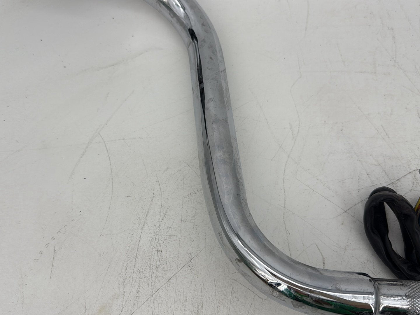 2005 Harley Dyna FXDWG Wide Glide OEM Handlebars Left Right Switches Controls