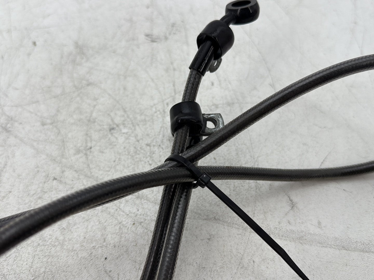 1998 Harley Softail Custom FXSTC OEM Front Brake Hose Line Pipe