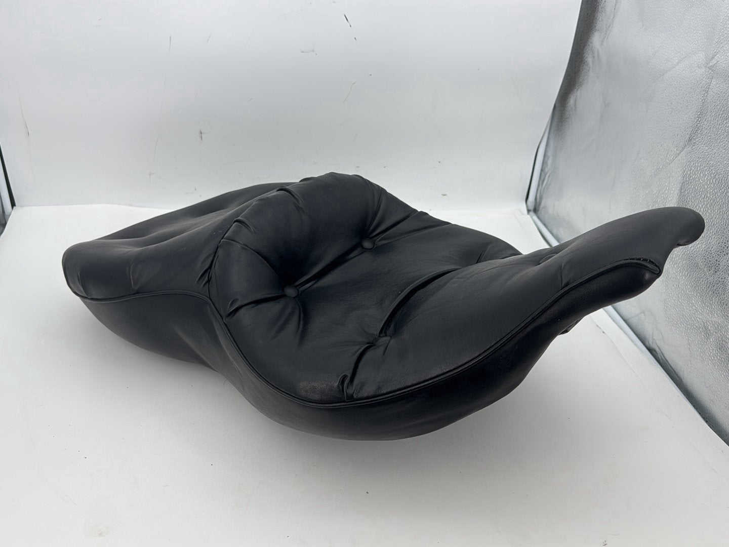 1999 - 2006 Harley-Davidson Touring Electra Glide Classic Passenger Rider Driver Seat Saddle 51704-05