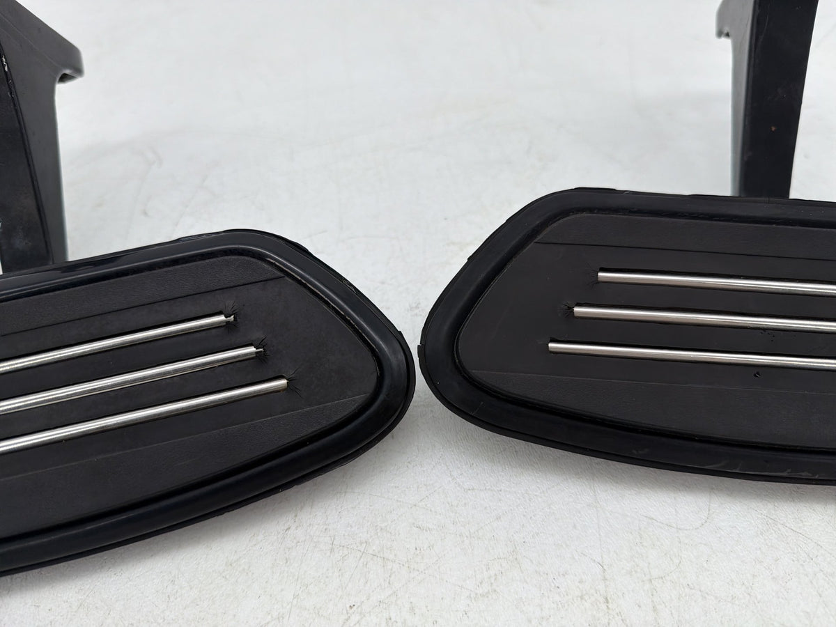 10 Harley Electra Glide Touring OEM Left Right Passenger Floorboard Foot Rest