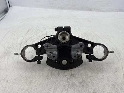 2016 Harley Road King Touring FLHR OEM Front Fork Upper Triple Tree Clamps