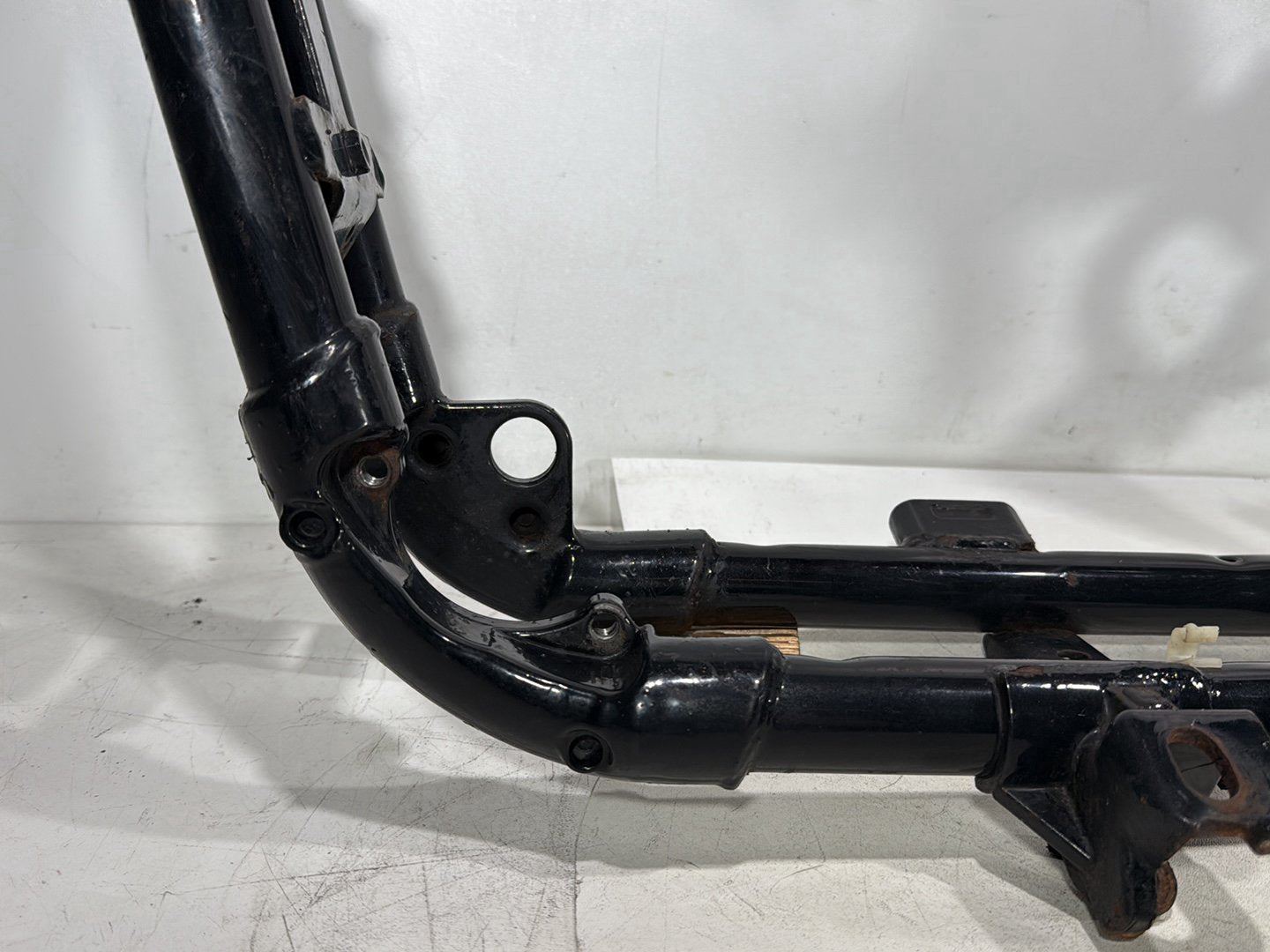 2004 Harley Sportster XL883C 883 Custom OEM Body Main Frame Chassis SLVG