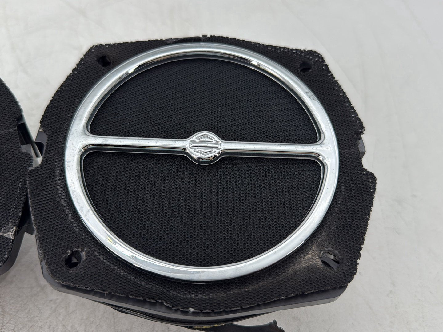 2005 Harley Electra Glide Touring Ultra FLHTCUI OEM Left Right Sound Audio Speakers