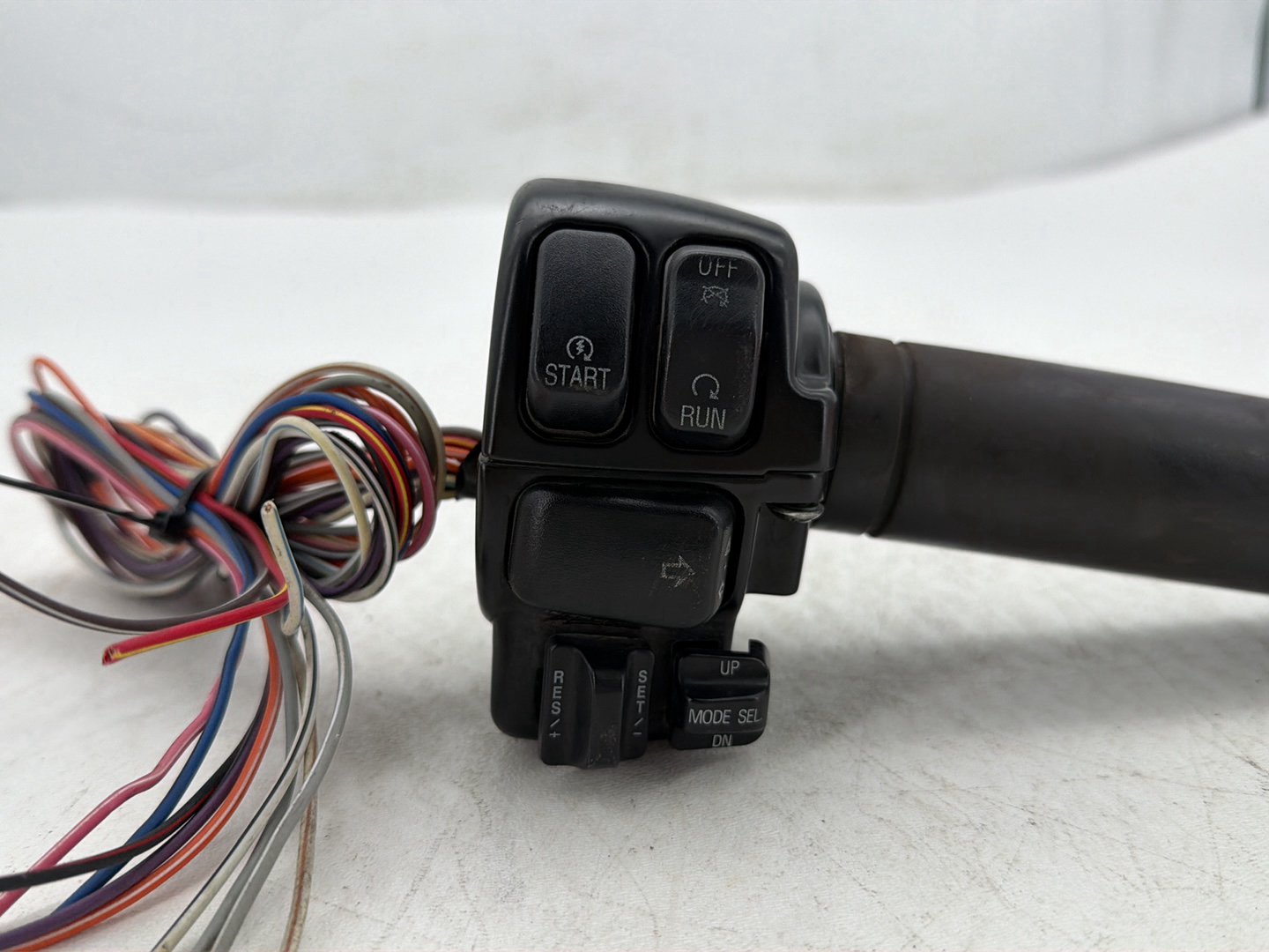 2013 Harley Street Glide Touring OEM Right Engine Start Kill Switches Controls