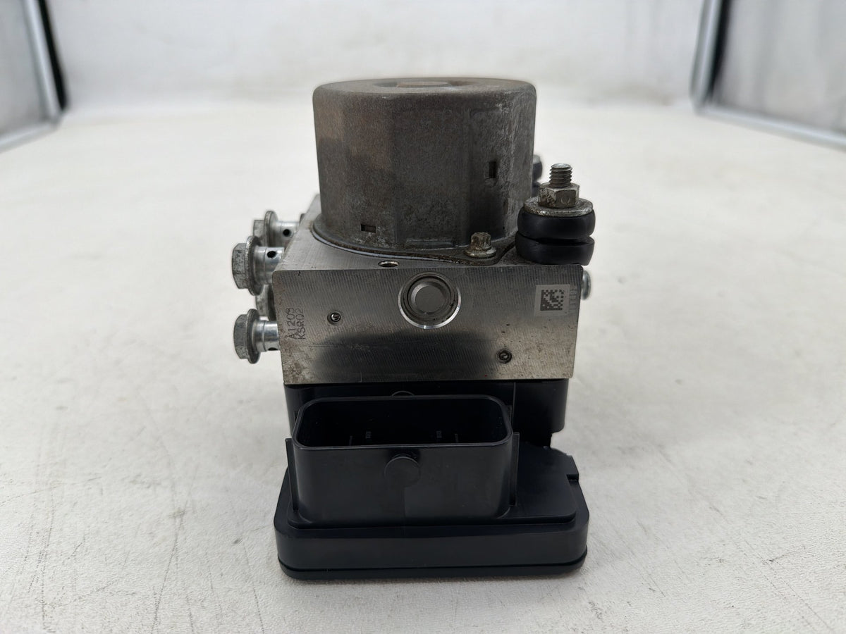 2016 Harley Road Glide Touring FLTRXS OEM ABS Brake Pump & Control Module