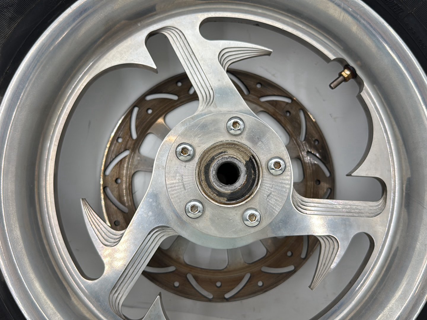 2000 Harley Softail FLSTC Heritage Classic OEM Front Wheel Rim Tire