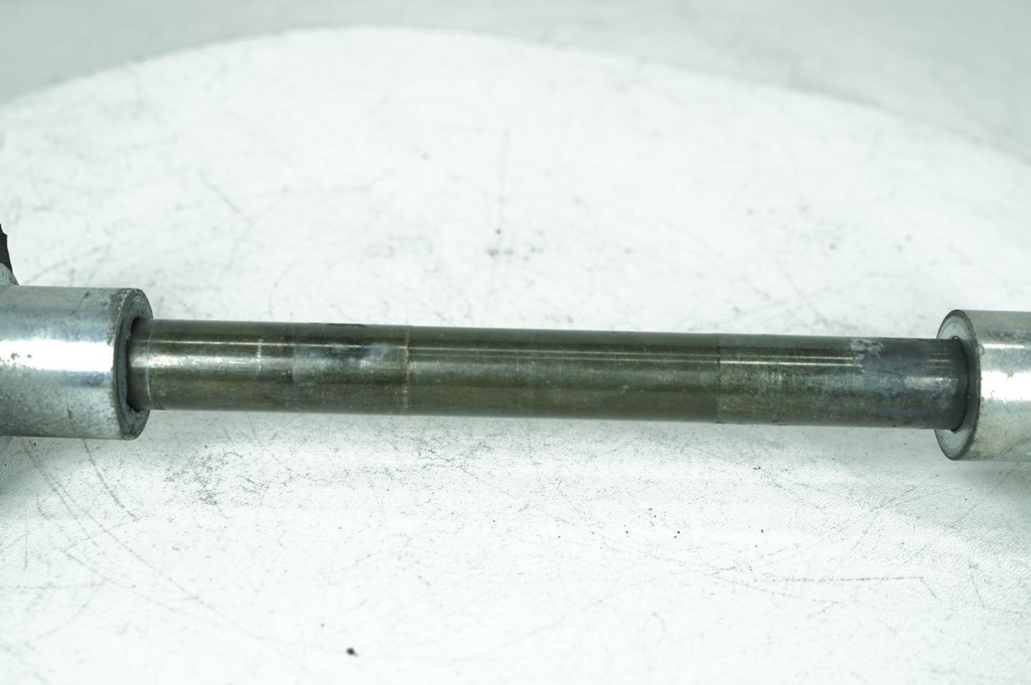 1999 - 2006 Harley-Davidson Touring Street Glide Rear Fork Swingarm Pivot Bolt Shaft 47505-02