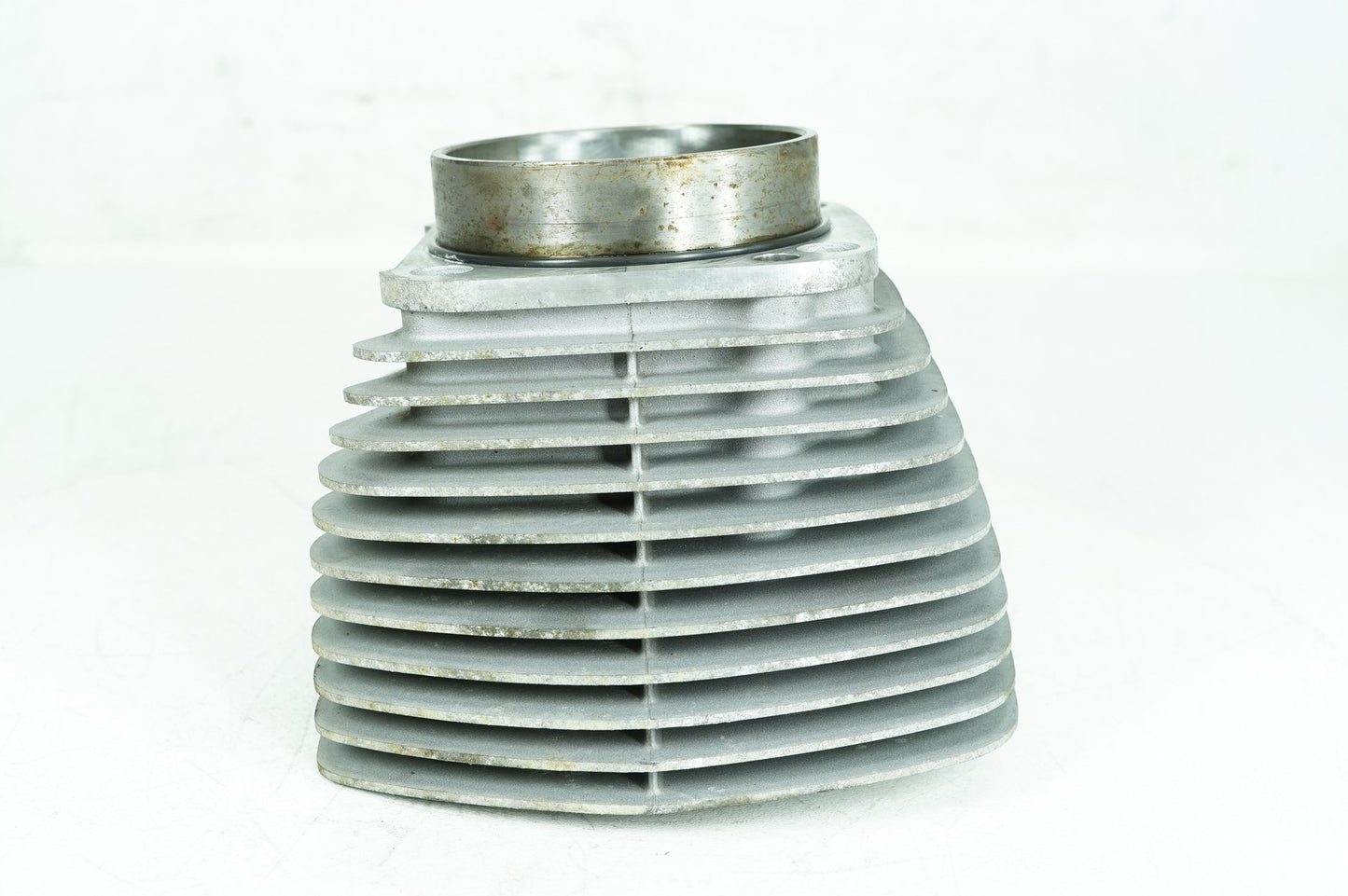 2007 - 2016 Harley-Davidson Dyna Super Glide Custom Twin Cam Engine Jug 1 Cylinder Barrel  	17459-07