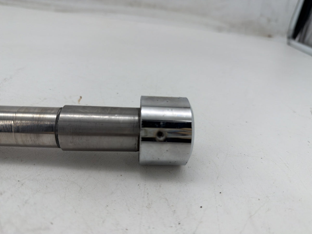 2005 Harley Dyna Super Glide Custom FXDC OEM Front Wheel Axle Bolt Shaft
