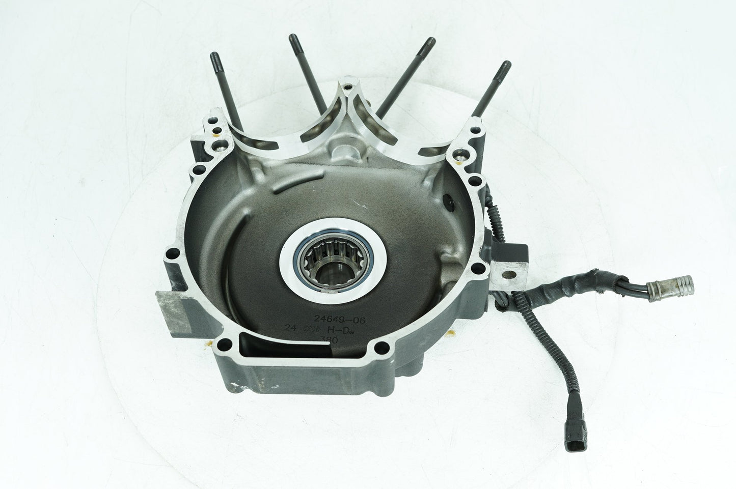 2012 - 2016 Harley-Davidson Touring Electra Ultra Crankcase Shaft Engine Motor Cover 24649-06