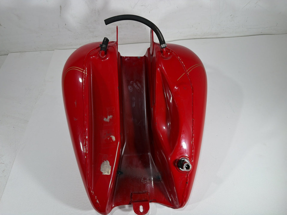 2004 Harley Electra Glide Touring Fuel Gas Tank Gasoline Reservoir w/ Fuel Pump