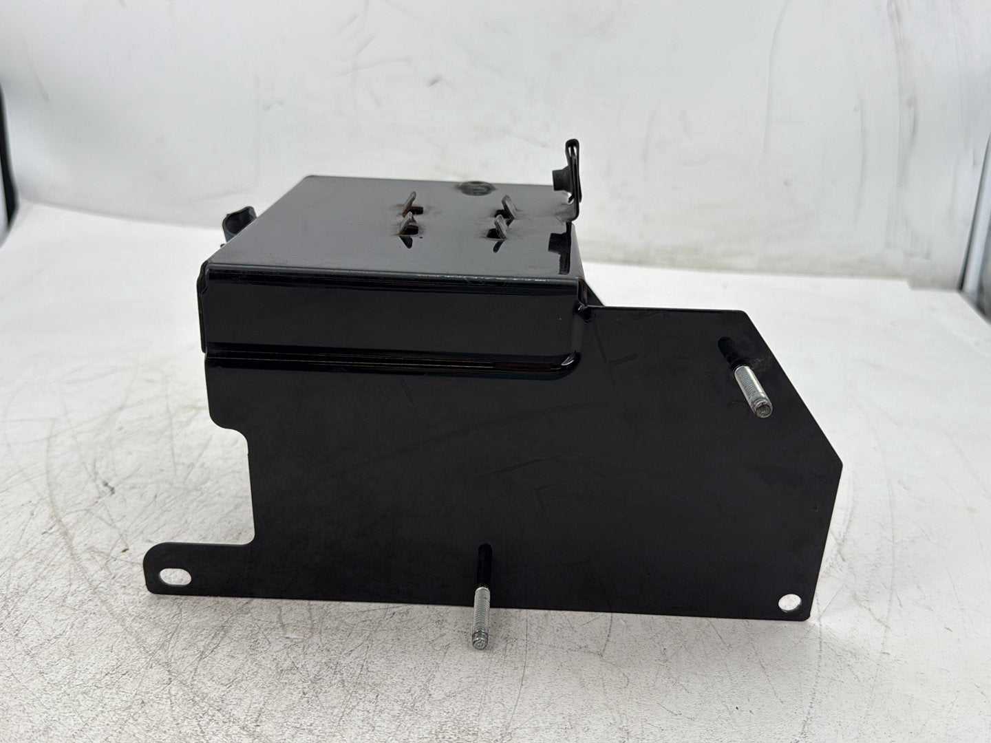 2005 Harley Electra Glide Touring Ultra FLHTCUI OEM Lower Battery Tray Stay Box Cover Panel