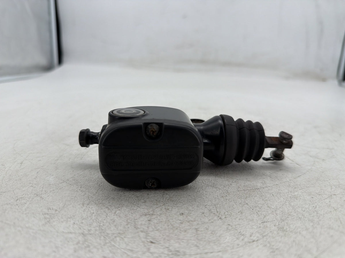11 Harley Street Glide Touring FLHX-103 OEM Rear Brake Master Cylinder Reservoir