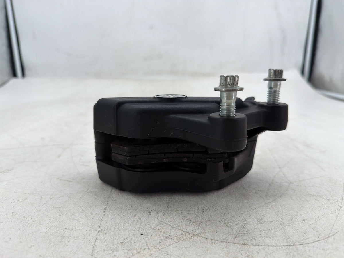 2013 Harley Electra Glide Touring FLHTCU OEM Front Right 1 Brake Caliper