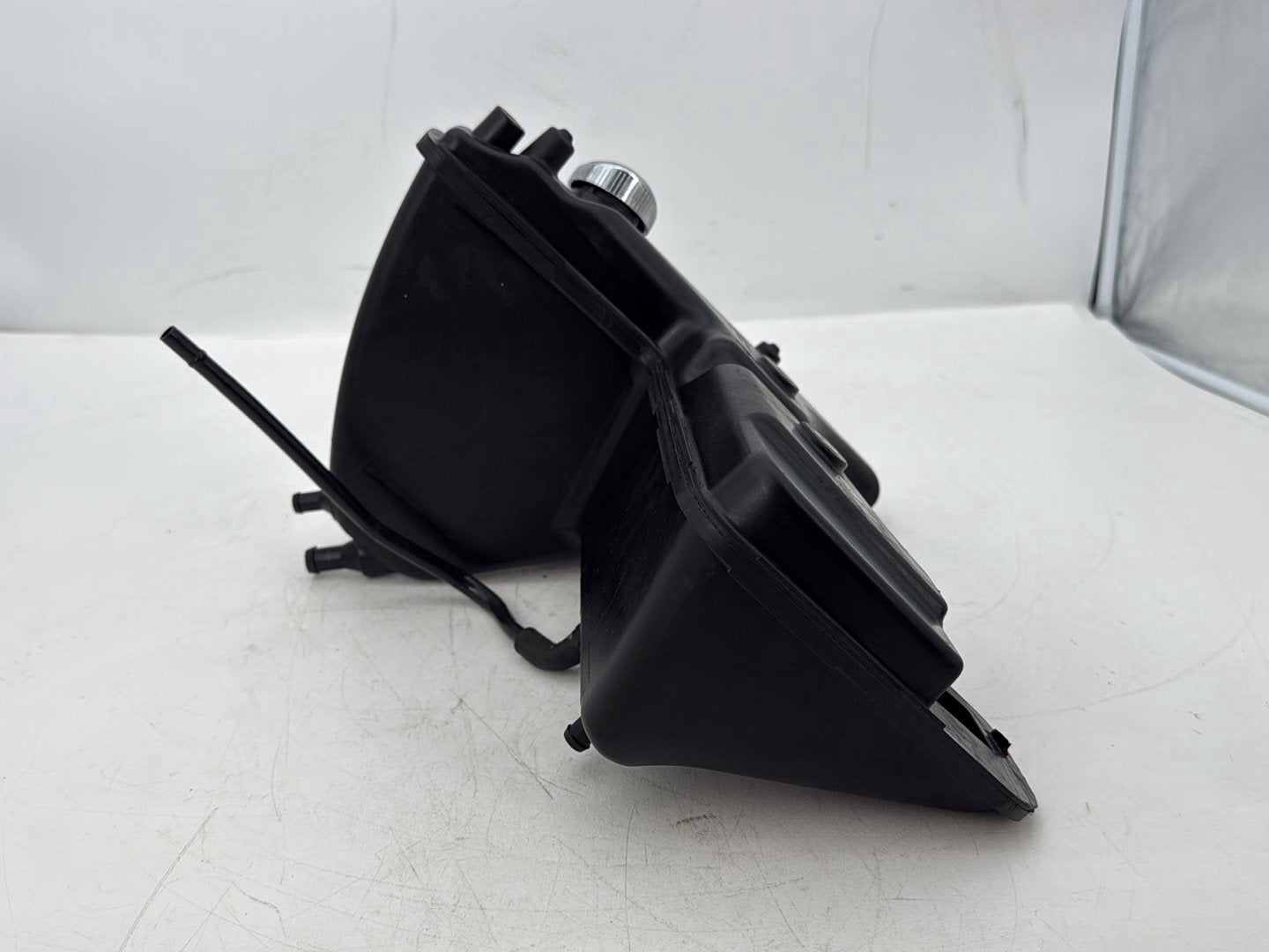 2006 Harley Sportster XL883C 883 Custom OEM Oil Tank Reservoir Bottle Canister & Dipstick