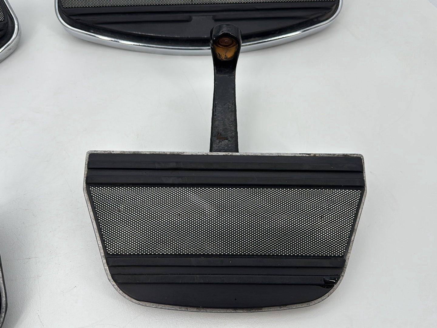 2007 - 2012 Harley-Davidson Touring Road Glide Left Right Driver & Pass Floorboard Foot Rest 	50606-06