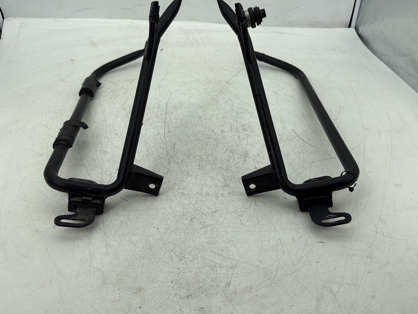 2012 Harley Road Glide Touring FLTRX Custom OEM Rear Left Right Saddlebag Guard Rails Bar