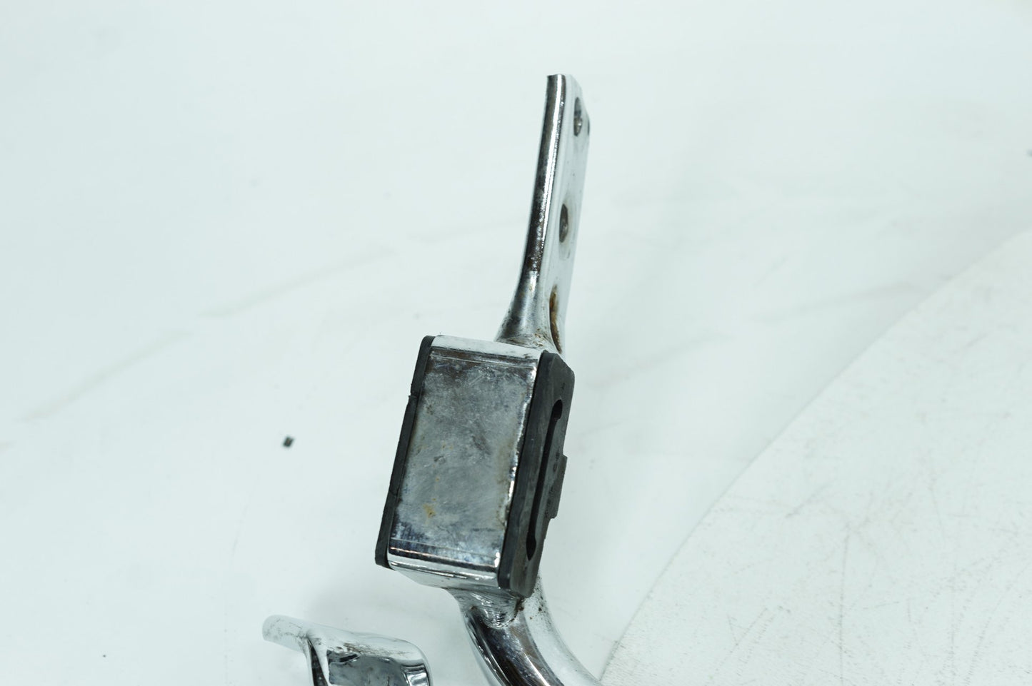 2007 - 2011 Harley-Davidson Touring Street Glide Rear Left Right Saddlebag Guard Rails Bar 49206-04
