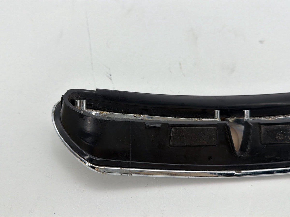 2008 Harley Electra Glide Ultra FLHTCU Front Inner Fairing Air Duct Vent OEM