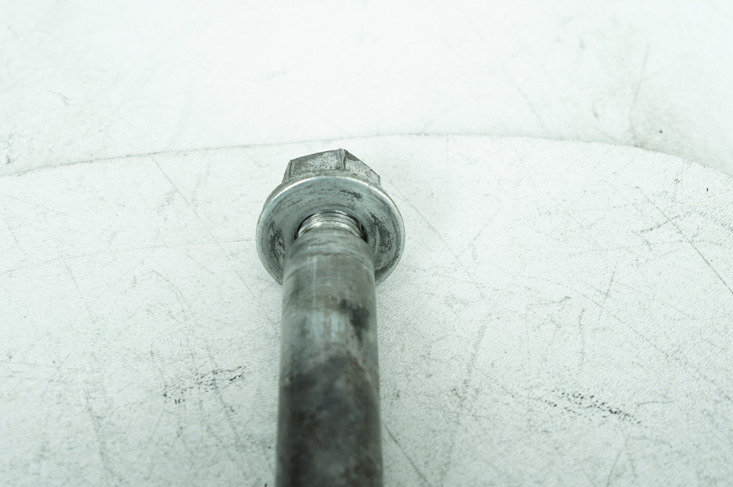 1999 - 2006 Harley-Davidson Dyna Super Glide Rear Wheel Axle Bolt Shaft  	41114-06