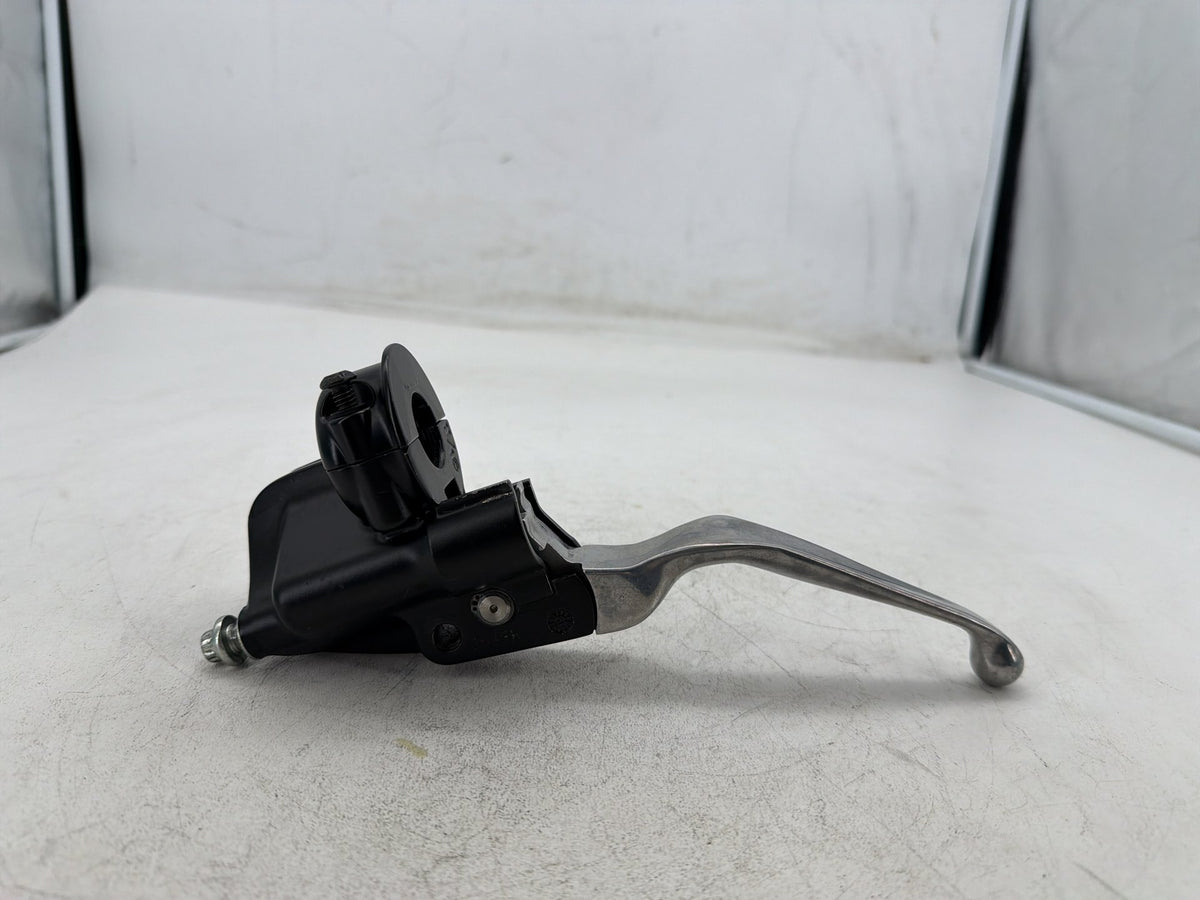 06 Harley Street Glide Touring FLHX OEM Front Right Brake Lever Master Cylinder