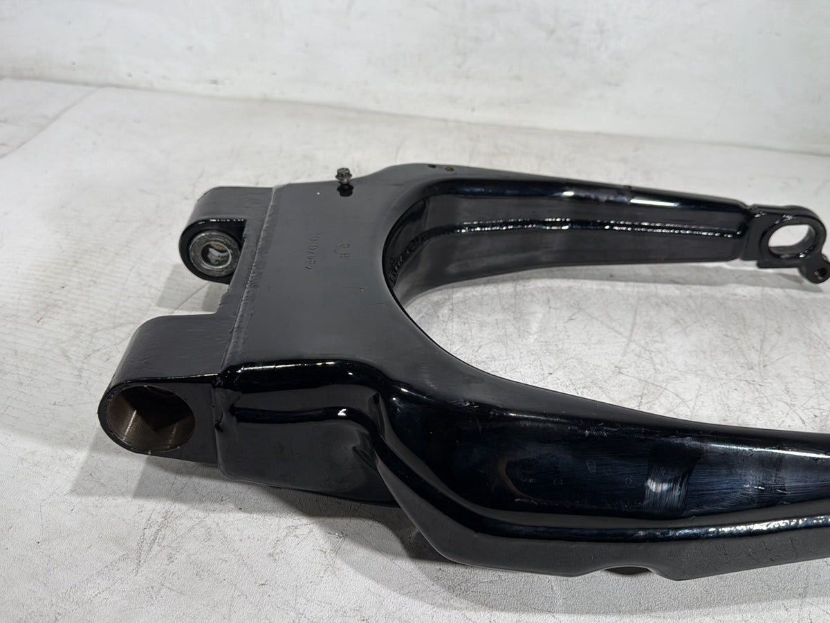 2011 Harley Electra Glide Touring Ultra OEM Rear Fork Swingarm Swing Arm