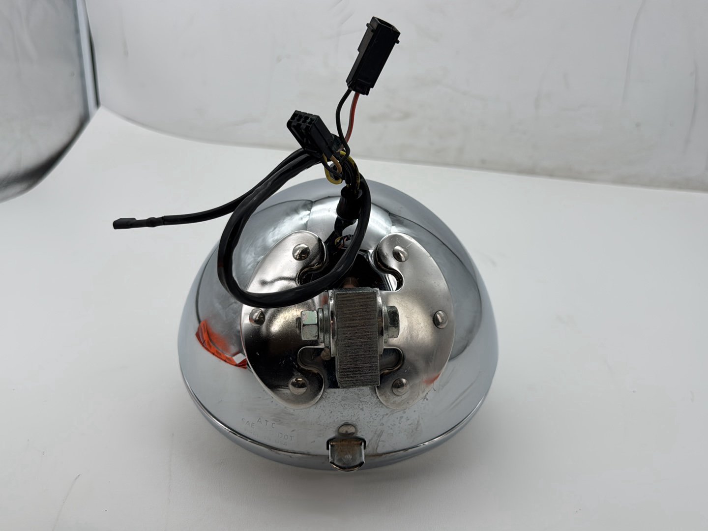 2008 Harley Softail Deluxe FLSTN OEM Headlight Headlamp Head Light Halogen